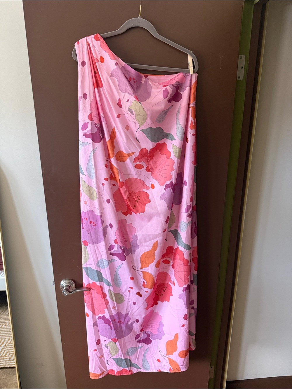 Petal + Pup Pink Floral Maxi One Shoulder Dress - Picture 3 of 7